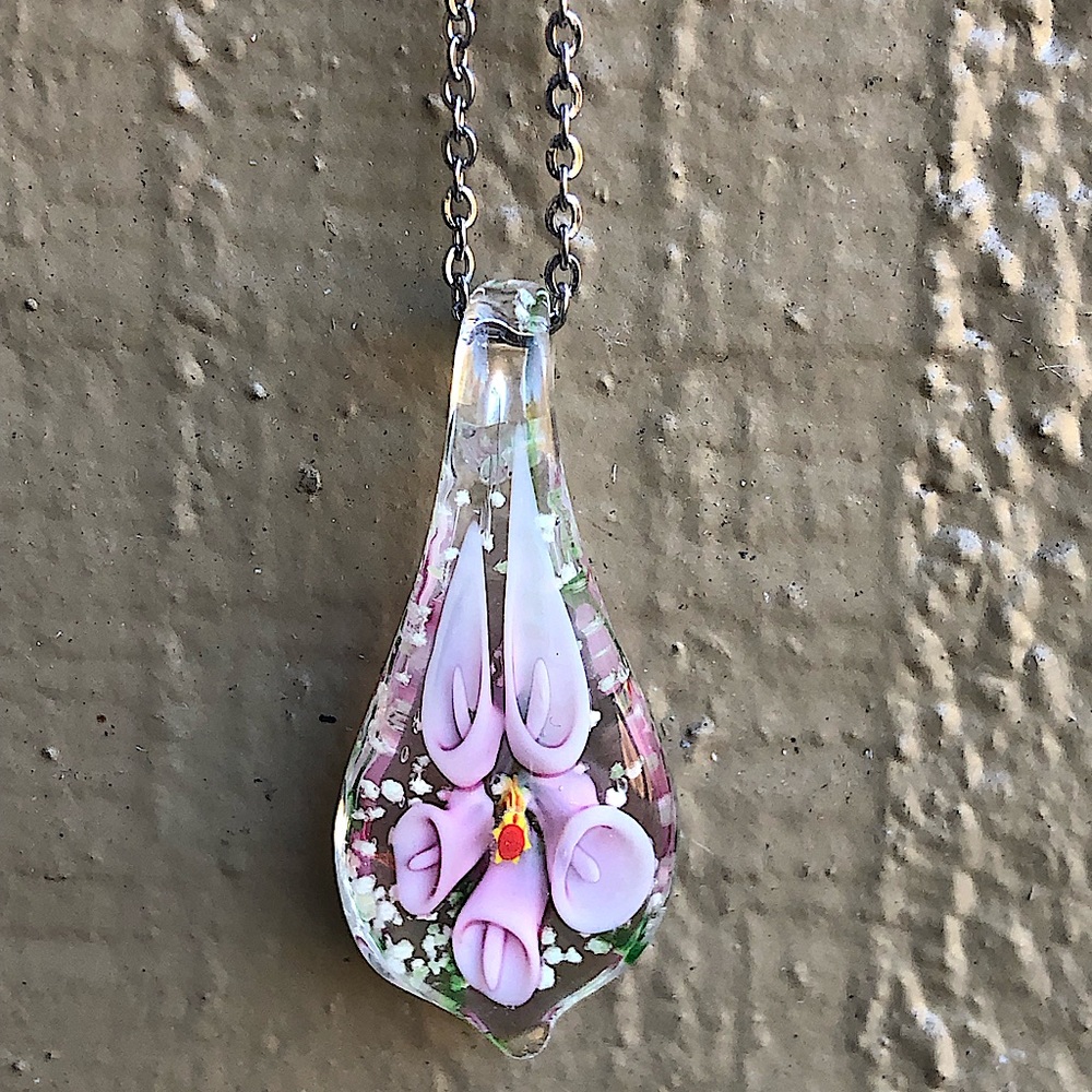 Pink flowers fashion necklace